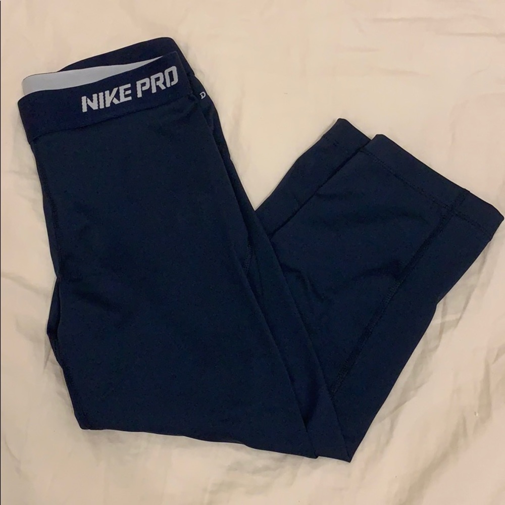 Nike Dri Fit Capri Leggings